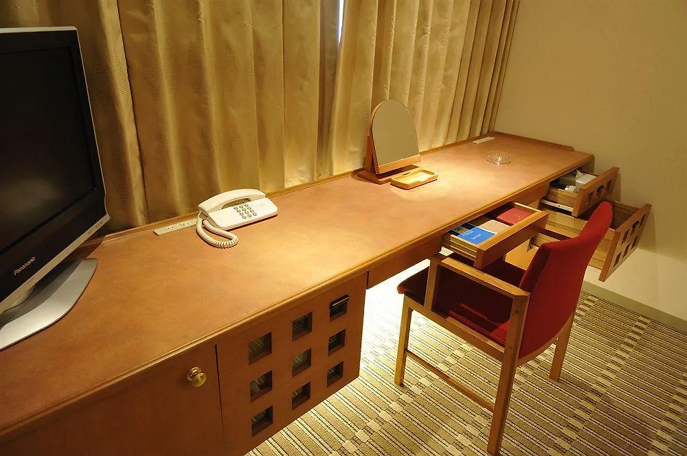 אוסקה Hotel The Lutheran